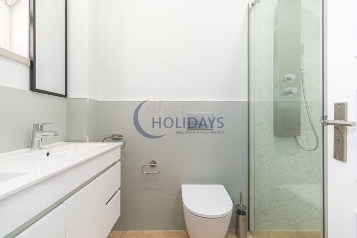 Image No.14-4 Bed Apartment for sale