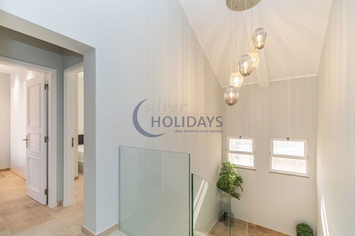 Image No.18-4 Bed Apartment for sale