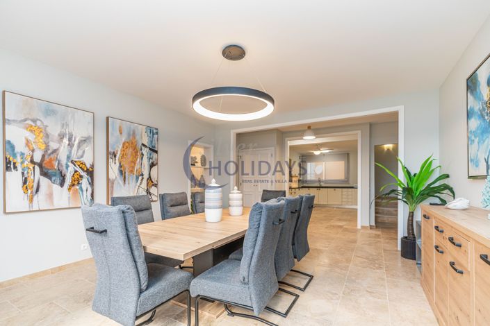 Image No.2-4 Bed Apartment for sale