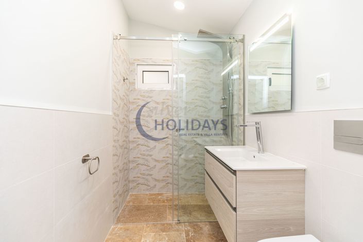 Image No.28-4 Bed Apartment for sale