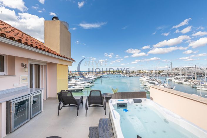 Image No.30-4 Bed Apartment for sale