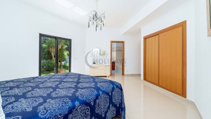 Image No.11-4 Bed Villa for sale