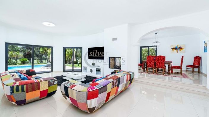 Image No.4-4 Bed Villa for sale