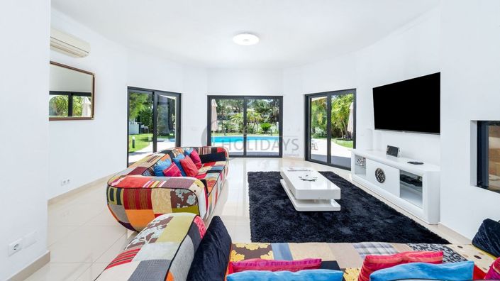 Image No.5-4 Bed Villa for sale