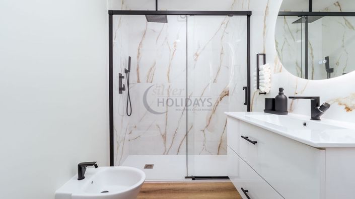 Image No.14-4 Bed Villa for sale