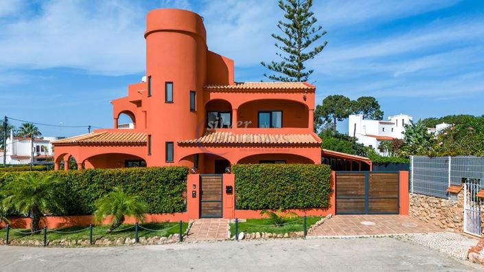 Image No.5-4 Bed Villa for sale