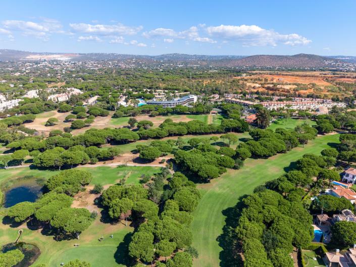 Image No.33-4 Bed Villa / Detached for sale