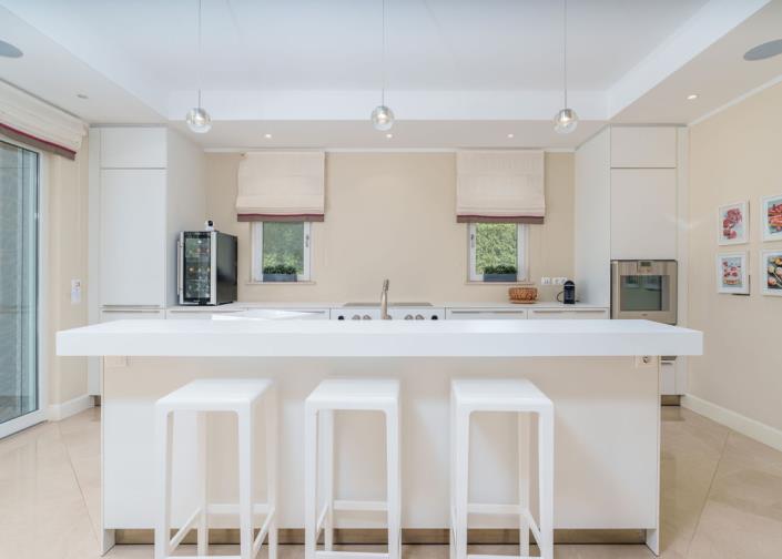 Image No.9-4 Bed Villa / Detached for sale