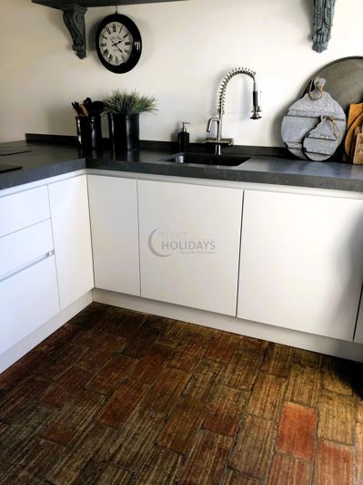 Image No.7-3 Bed Villa for sale