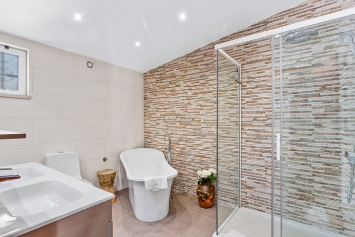 Image No.14-4 Bed Villa for sale