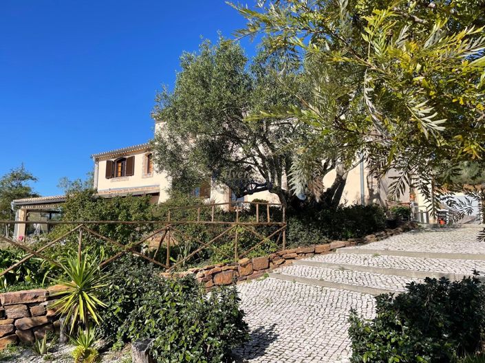 Image No.20-5 Bed Villa for sale