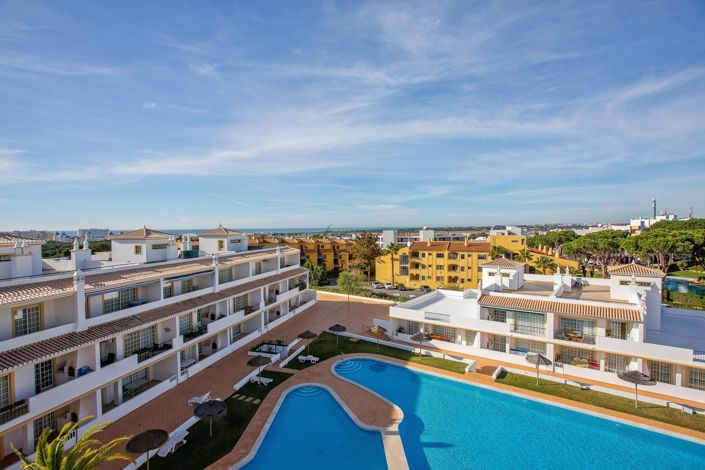 Image No.21-2 Bed Apartment for sale