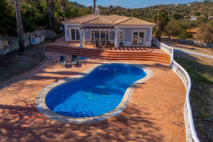 Image No.1-4 Bed Villa for sale