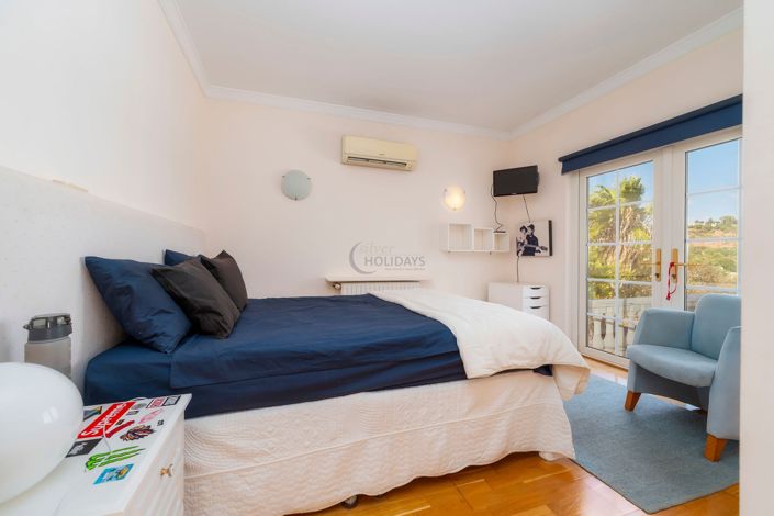 Image No.15-4 Bed Villa for sale