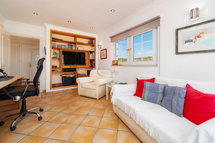 Image No.26-4 Bed Villa for sale