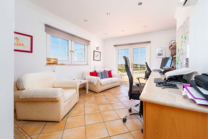 Image No.27-4 Bed Villa for sale