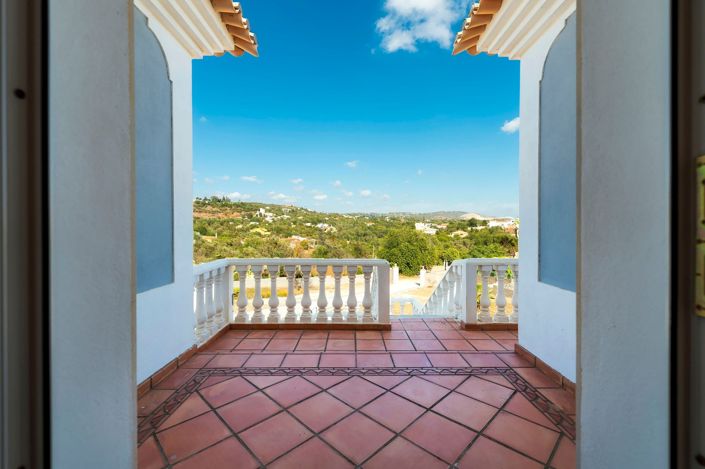 Image No.40-4 Bed Villa for sale