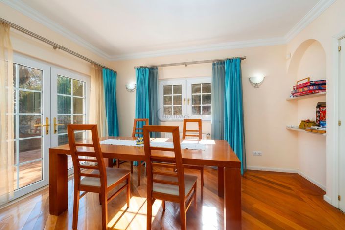 Image No.6-4 Bed Villa for sale