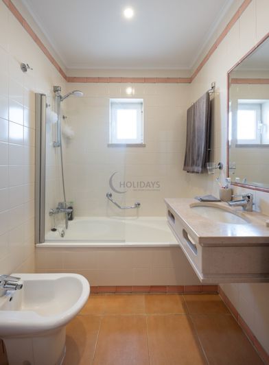 Image No.15-2 Bed Apartment for sale