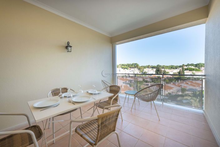 Image No.16-2 Bed Apartment for sale