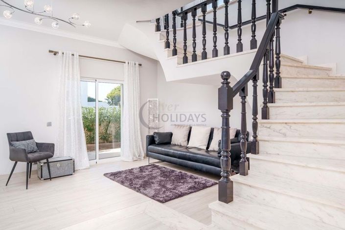 Image No.13-3 Bed Villa for sale