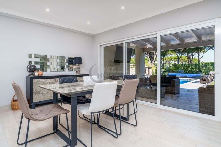 Image No.4-3 Bed Villa for sale