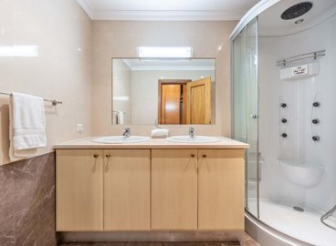 282-652751-80e8cfda10698c2ac701aa56bff6710744