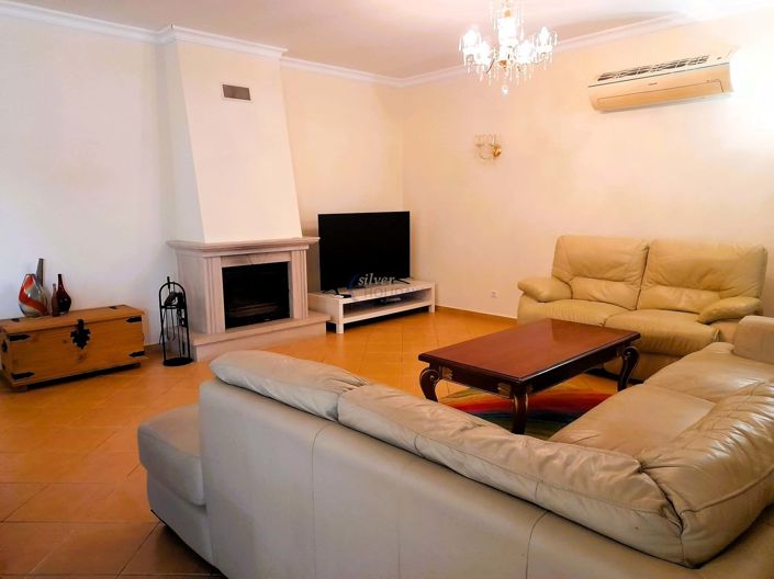 Image No.3-4 Bed Townhouse for sale