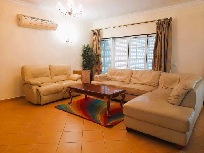 Image No.4-4 Bed Townhouse for sale