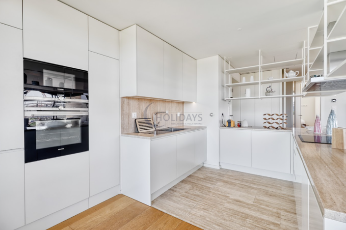 Image No.9-3 Bed Apartment for sale