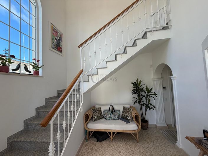 Image No.12-4 Bed Villa for sale