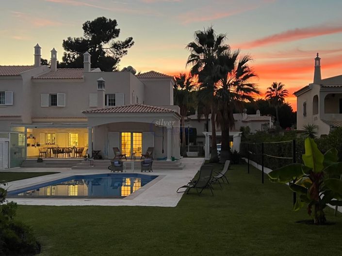 Image No.9-4 Bed Villa for sale