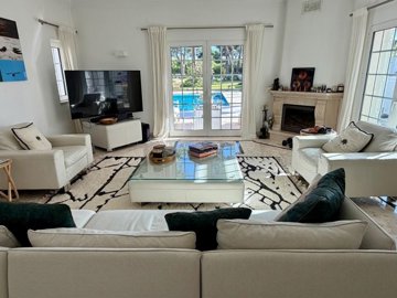 282-653217-80e8cfda10698c2ac701aa56bff6710744