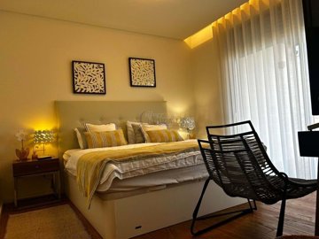 282-657385-80e8cfda10698c2ac701aa56bff6710744