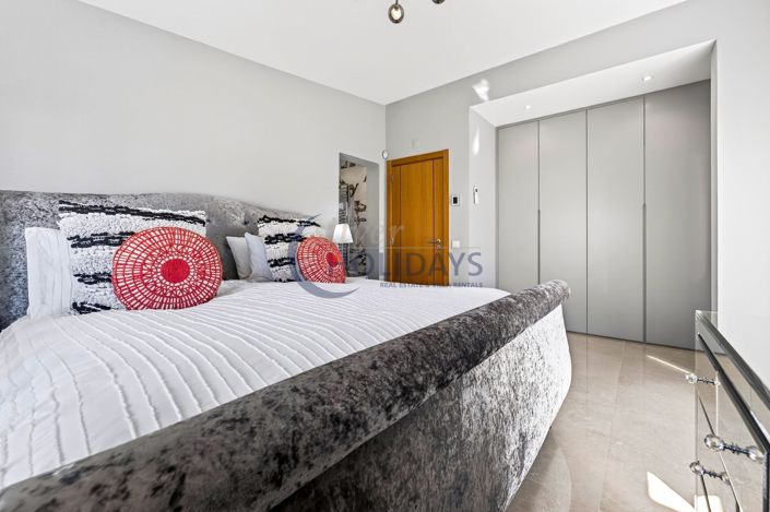 Image No.21-3 Bed Villa for sale