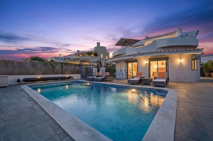 Image No.27-3 Bed Villa for sale