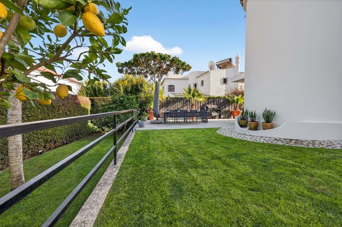 Image No.30-3 Bed Villa for sale