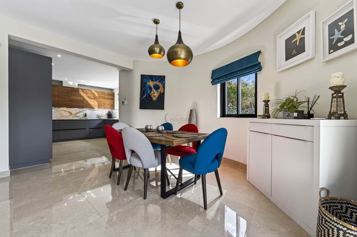 Image No.8-3 Bed Villa for sale