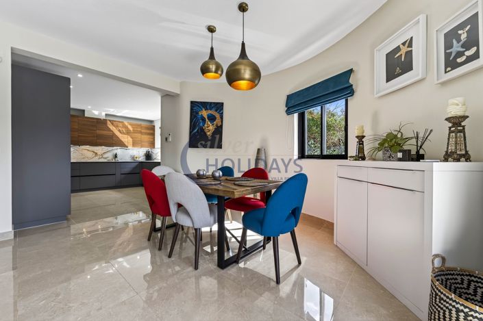 Image No.8-3 Bed Villa for sale