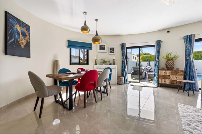 Image No.9-3 Bed Villa for sale