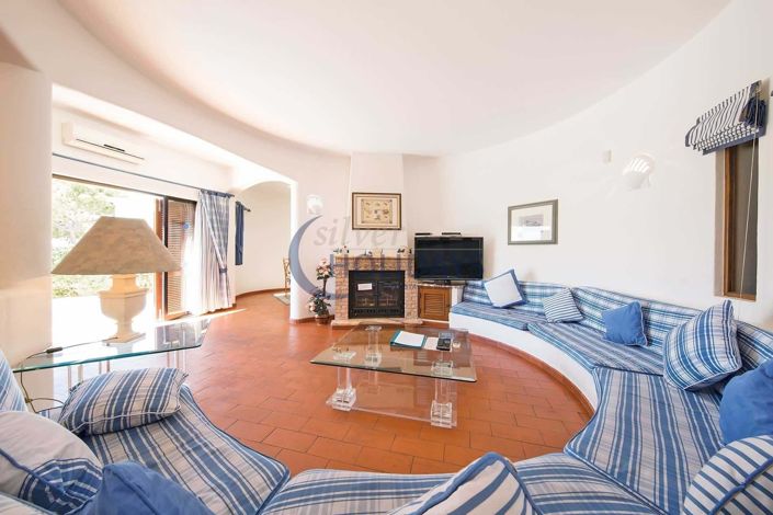 Image No.3-3 Bed Villa for sale