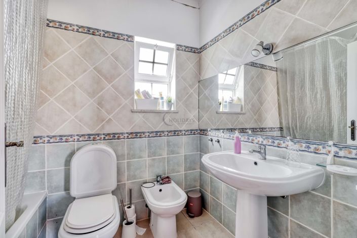 Image No.21-3 Bed Villa for sale