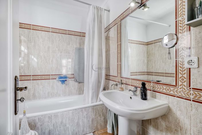 Image No.24-3 Bed Villa for sale