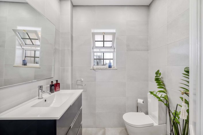 Image No.25-3 Bed Villa for sale