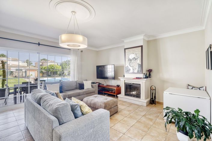 Image No.3-3 Bed Villa for sale