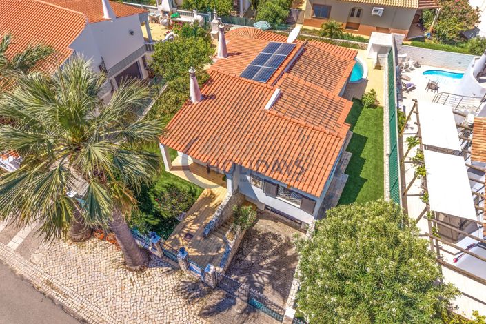 Image No.18-2 Bed Villa for sale