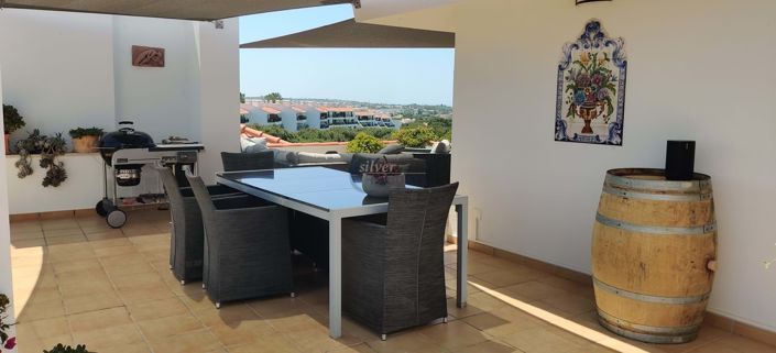 Image No.28-2 Bed Apartment for sale