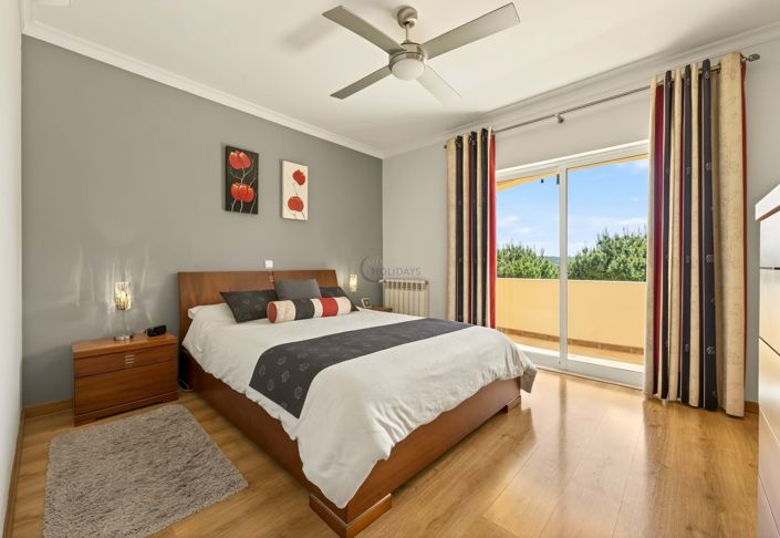 Image No.15-4 Bed Townhouse for sale