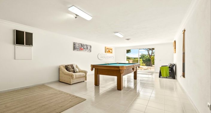 Image No.22-4 Bed Townhouse for sale