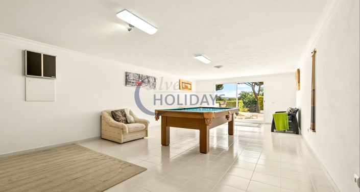 Image No.22-4 Bed Townhouse for sale